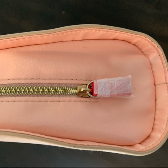 Bvulgari Parfums cosmetics bag - Picture 4 of 6